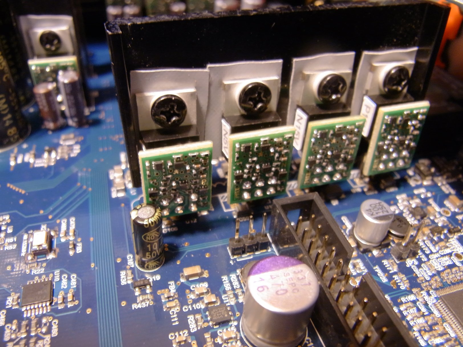 Cambridge Audio Azur upgraded with sparkos labs discretes
